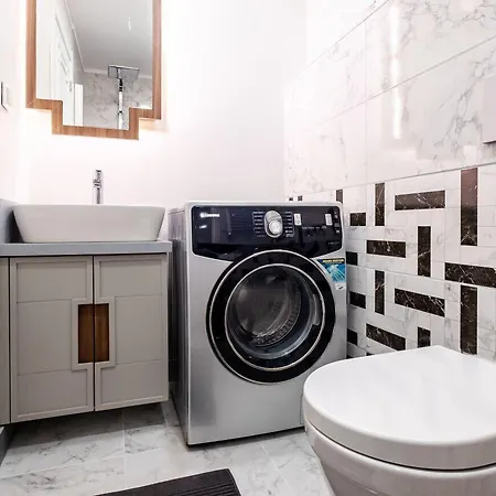 Sleek Flat In Kagithane With Terrace Apartment