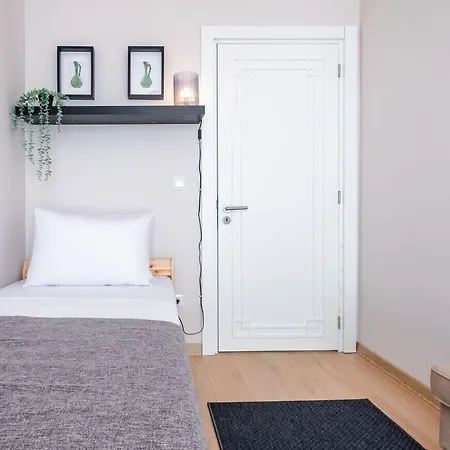 Apartment Sleek Flat In Kagithane With Terrace Istanbul